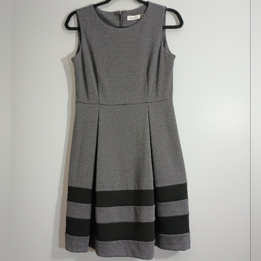 Calvin Klein Charcoal and Black Dress 8P